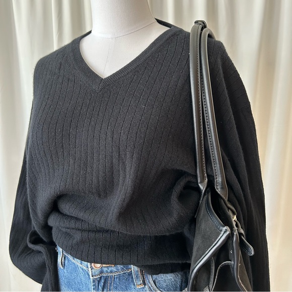 Vintage Ralph Lauren Purple Label V-neck sweater 100% Cashmere. - Picture 5 of 10